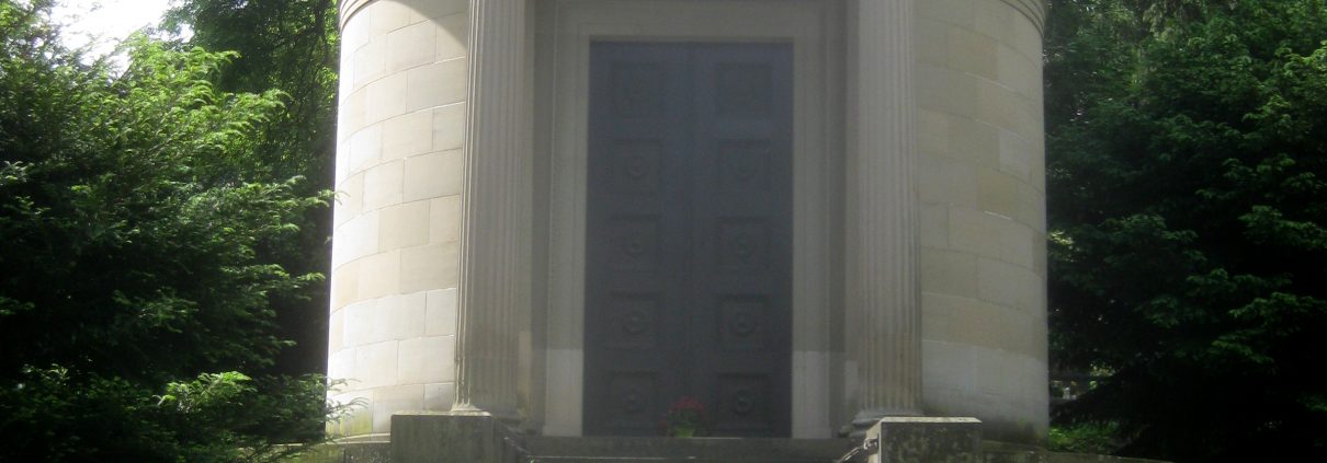 Friedhof Stuttgart Heslach_Benckendorff-Mausoleum-Leibrock